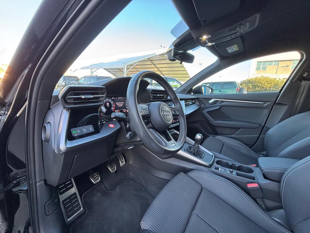 3ca2acc2-c739-4372-92f4-7407e1ffc81c