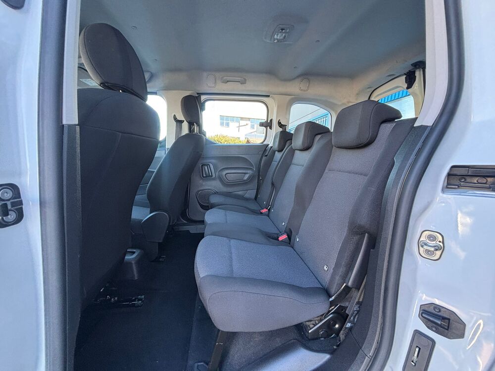 a920731c-f1c0-40b5-9073-4019d4ba62e1