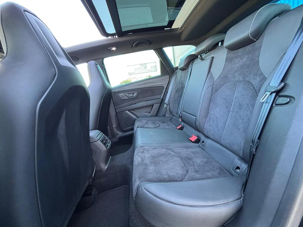 0258179a-fe5c-40ce-9d63-dc05395e58cd