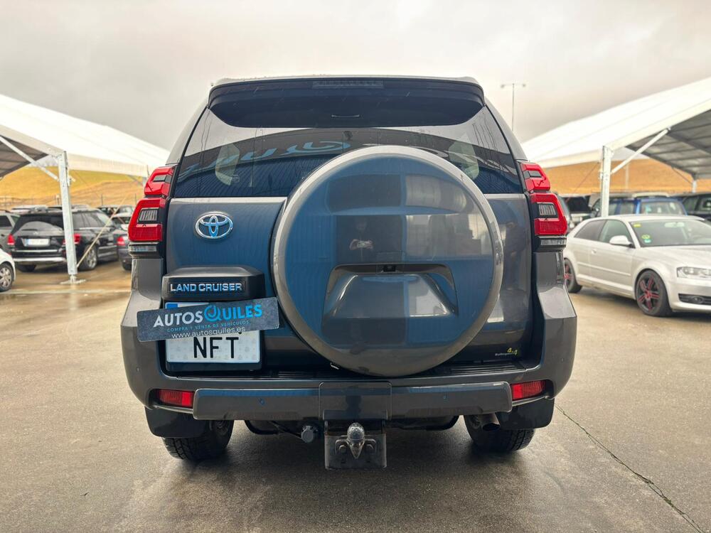 e8d426ab-2104-4138-8af2-738cefc26af4